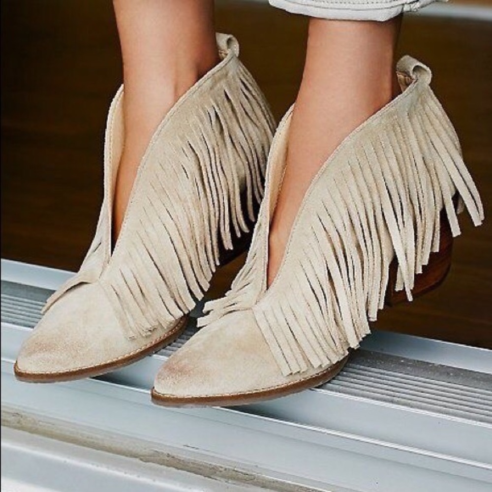 Coconuts By Matisse Boots